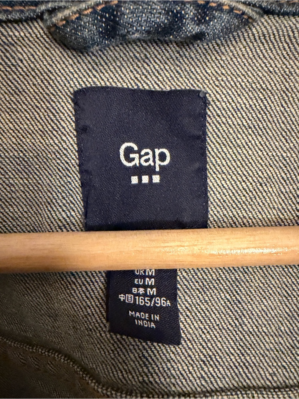 Gap 1969 Medium Wash Denim Jacket Size Medium - Picture 2 of 11
